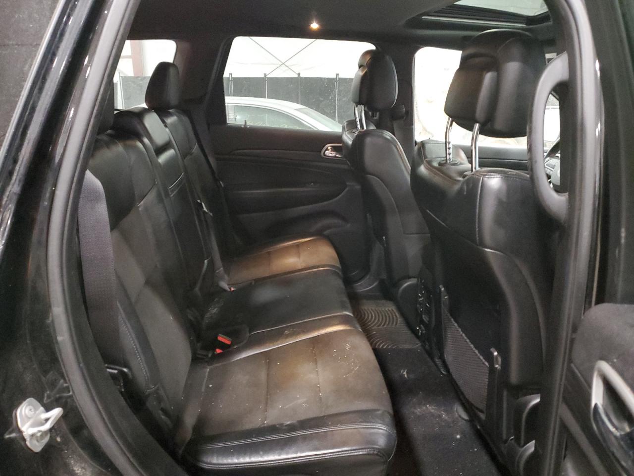2019 Jeep Grand Cherokee - Image 10