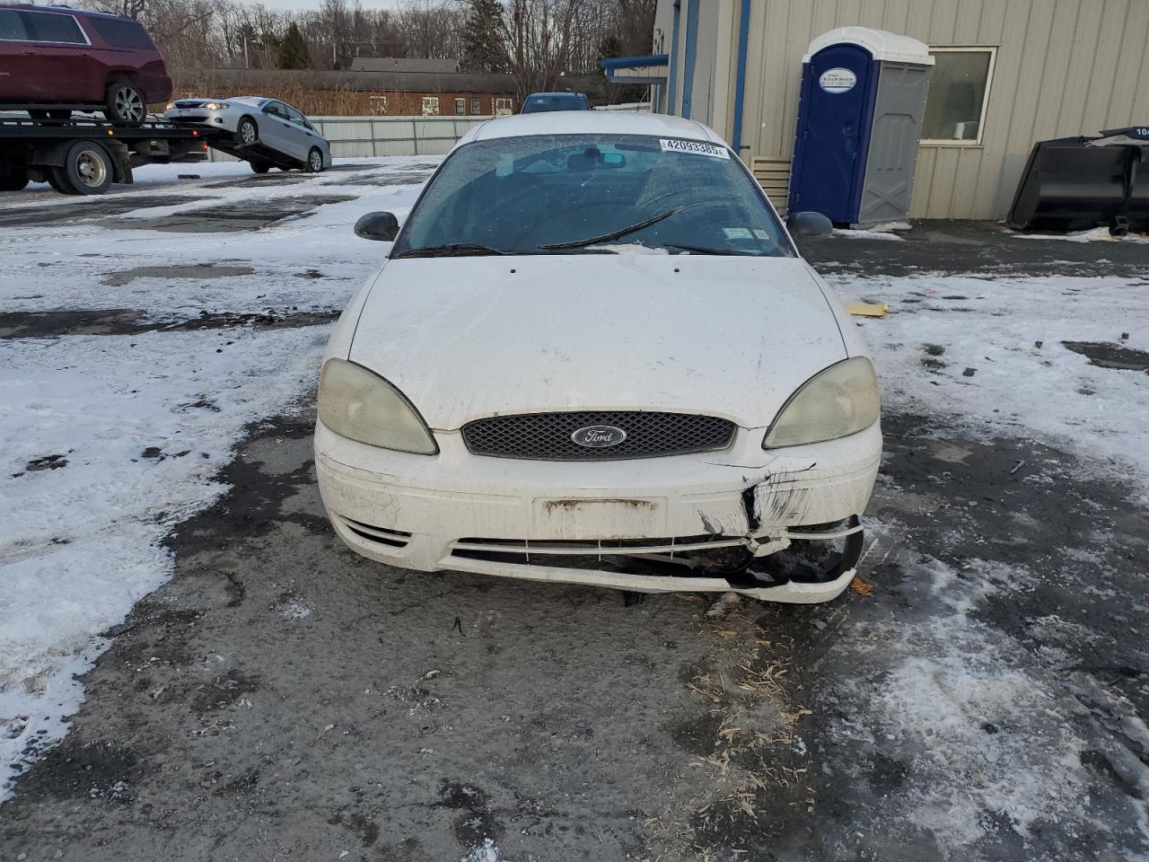 2005 Ford Taurus - Image 5
