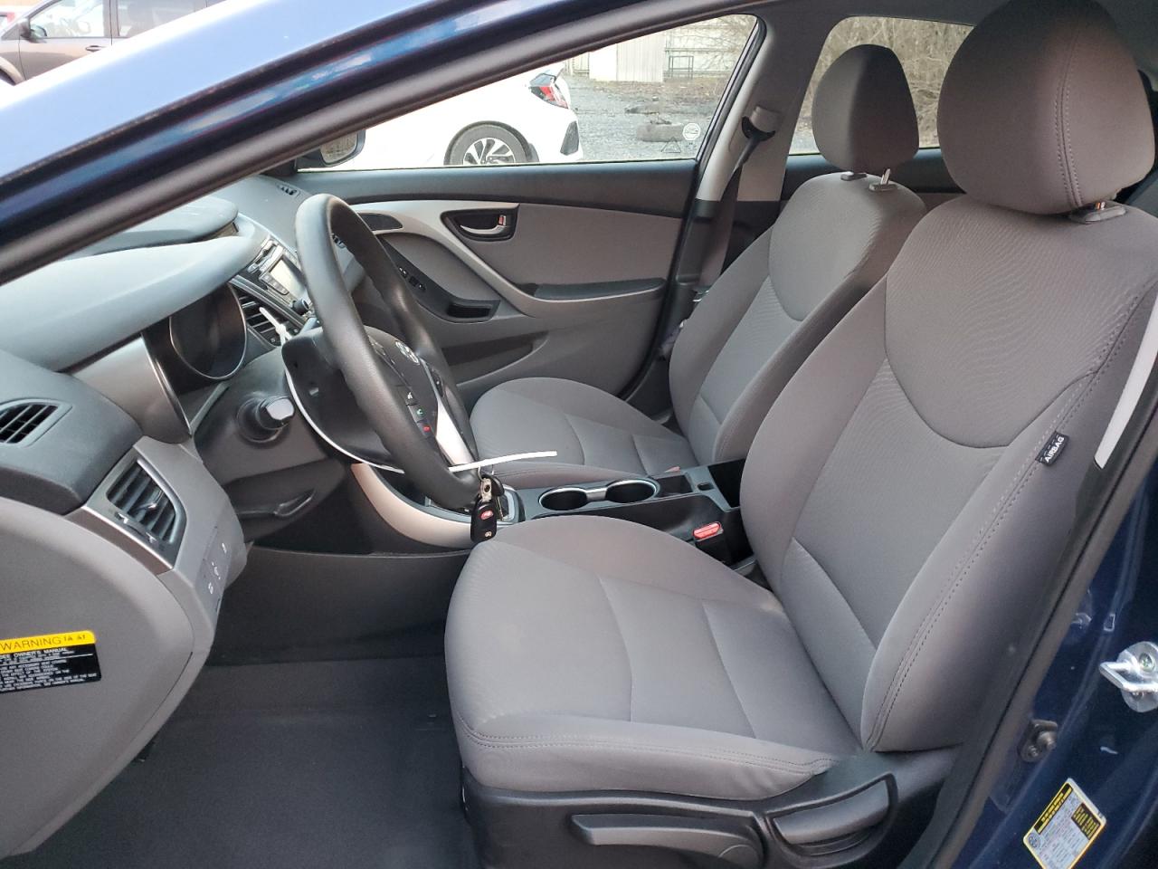 2015 Hyundai Elantra - Image 7