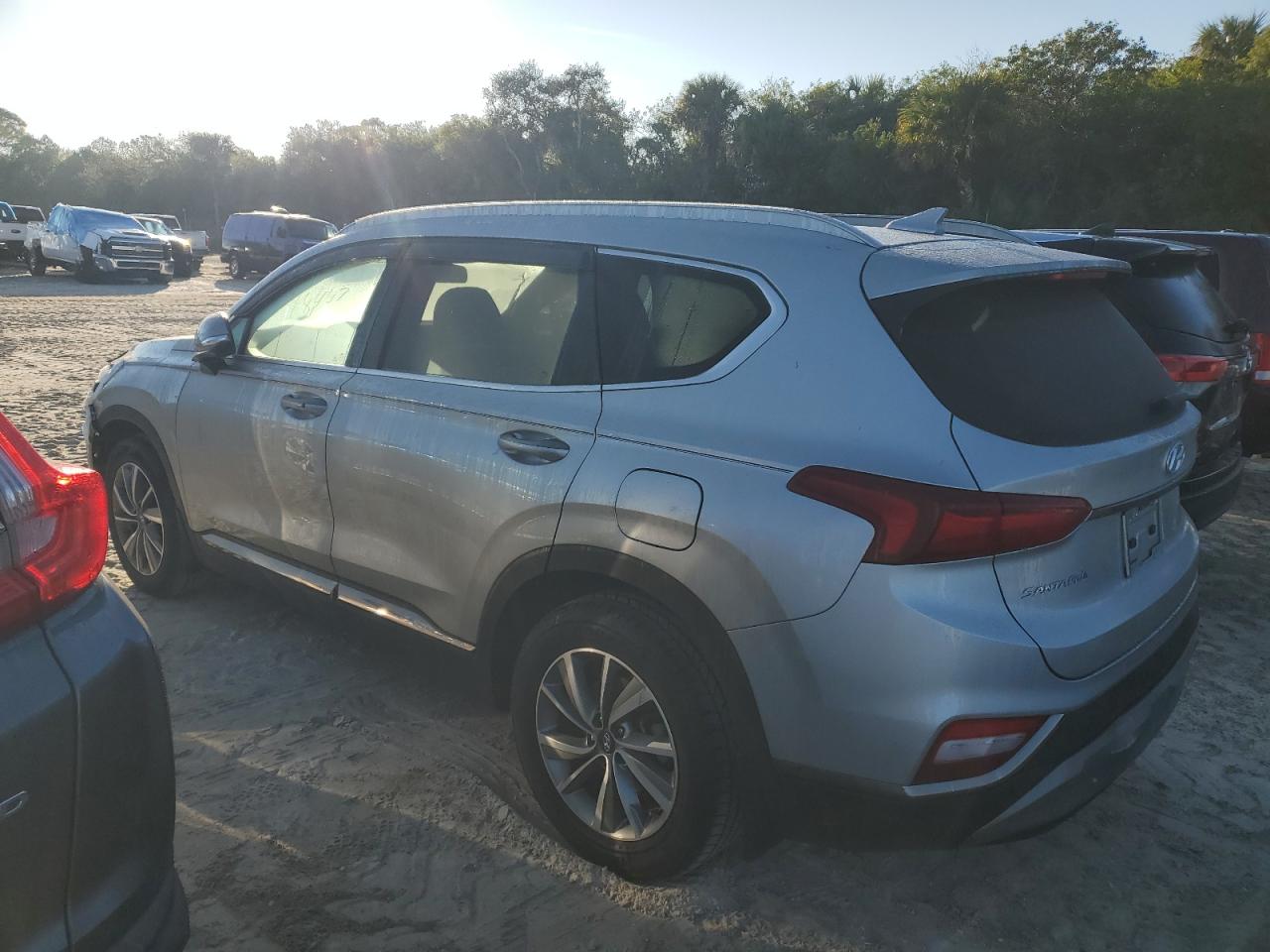 2020 Hyundai Santa Fe - Image 2