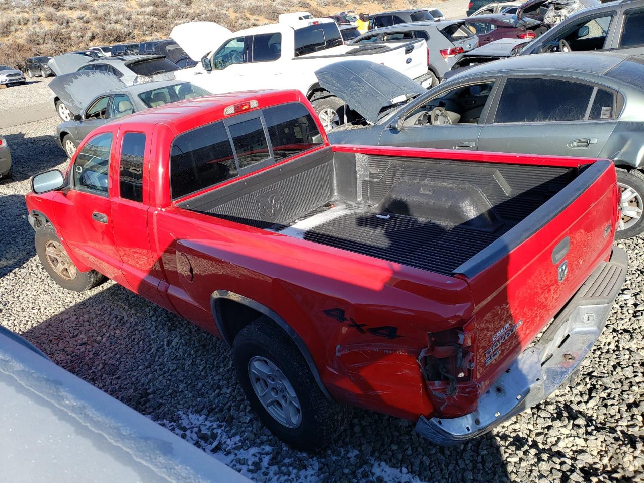 2005 Dodge Dakota - Image 2