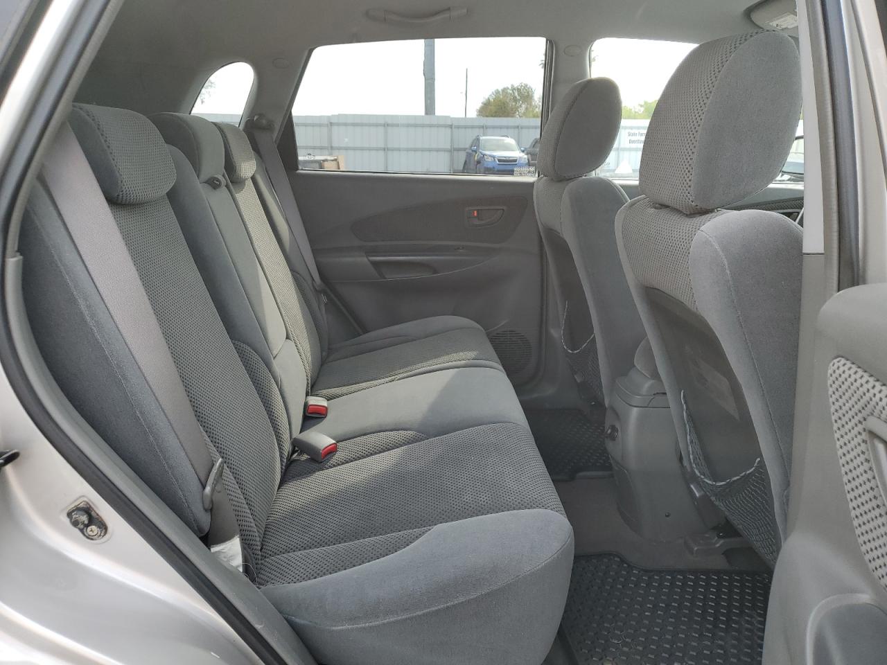 2006 Hyundai Tucson - Image 11