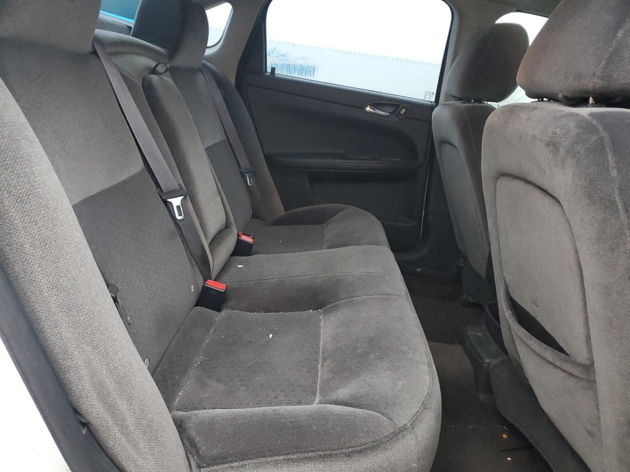 2014 Chevrolet Impala - Image 10