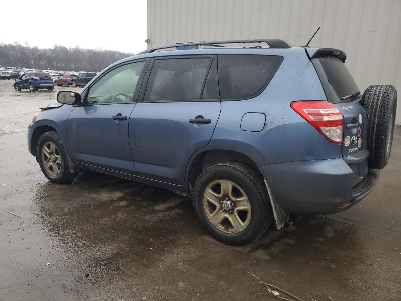 2011 Toyota RAV 4 - Image 2