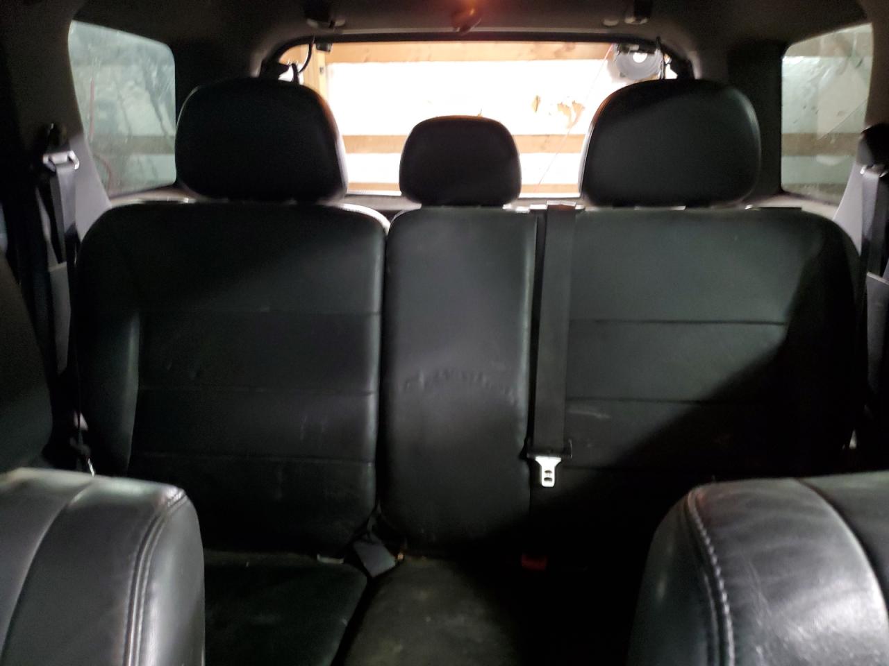 2010 Ford Escape - Image 10