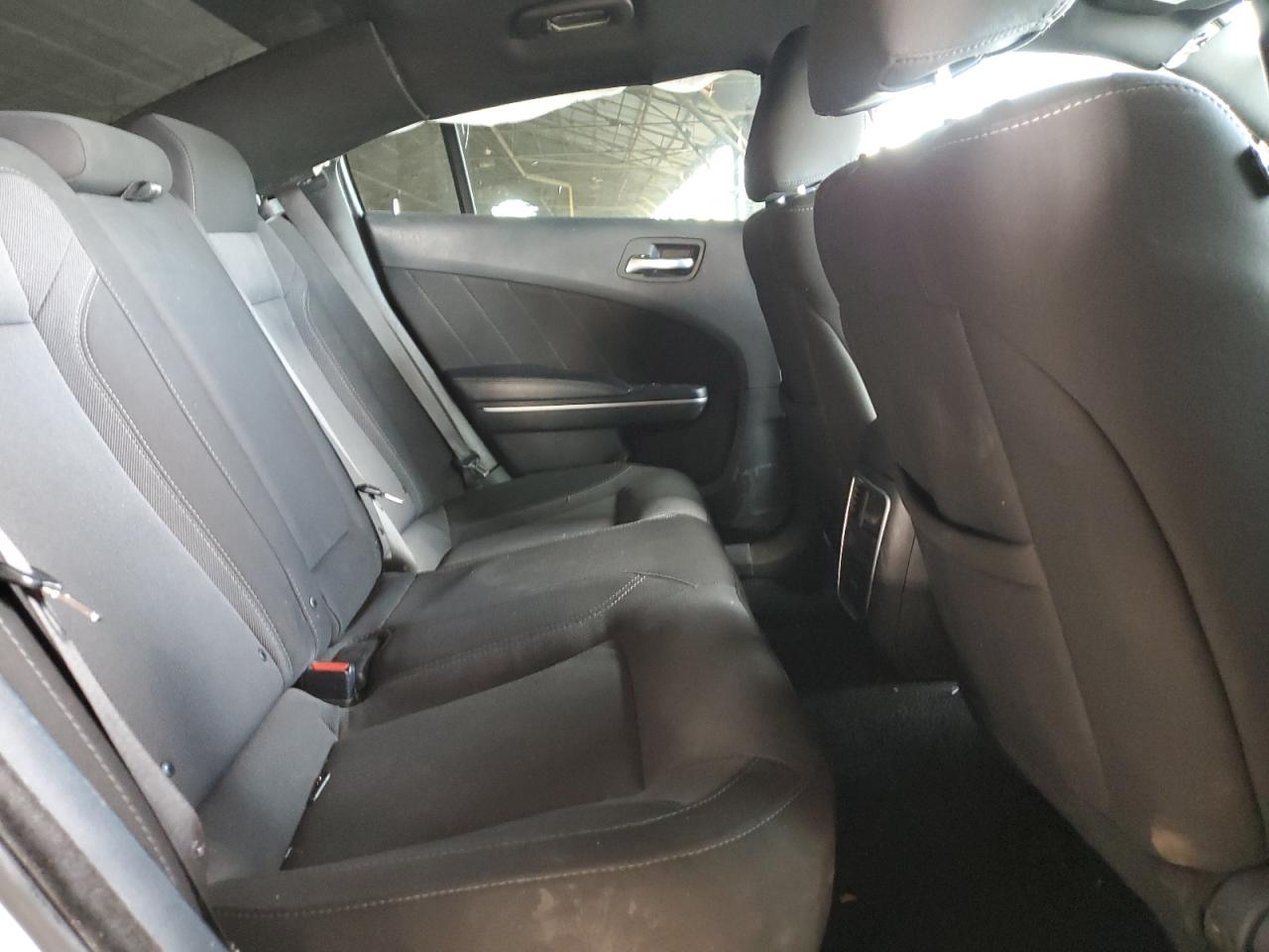 2020 Dodge Charger - Image 10