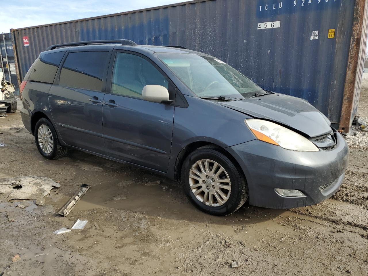 2009 Toyota Sienna - Image 4