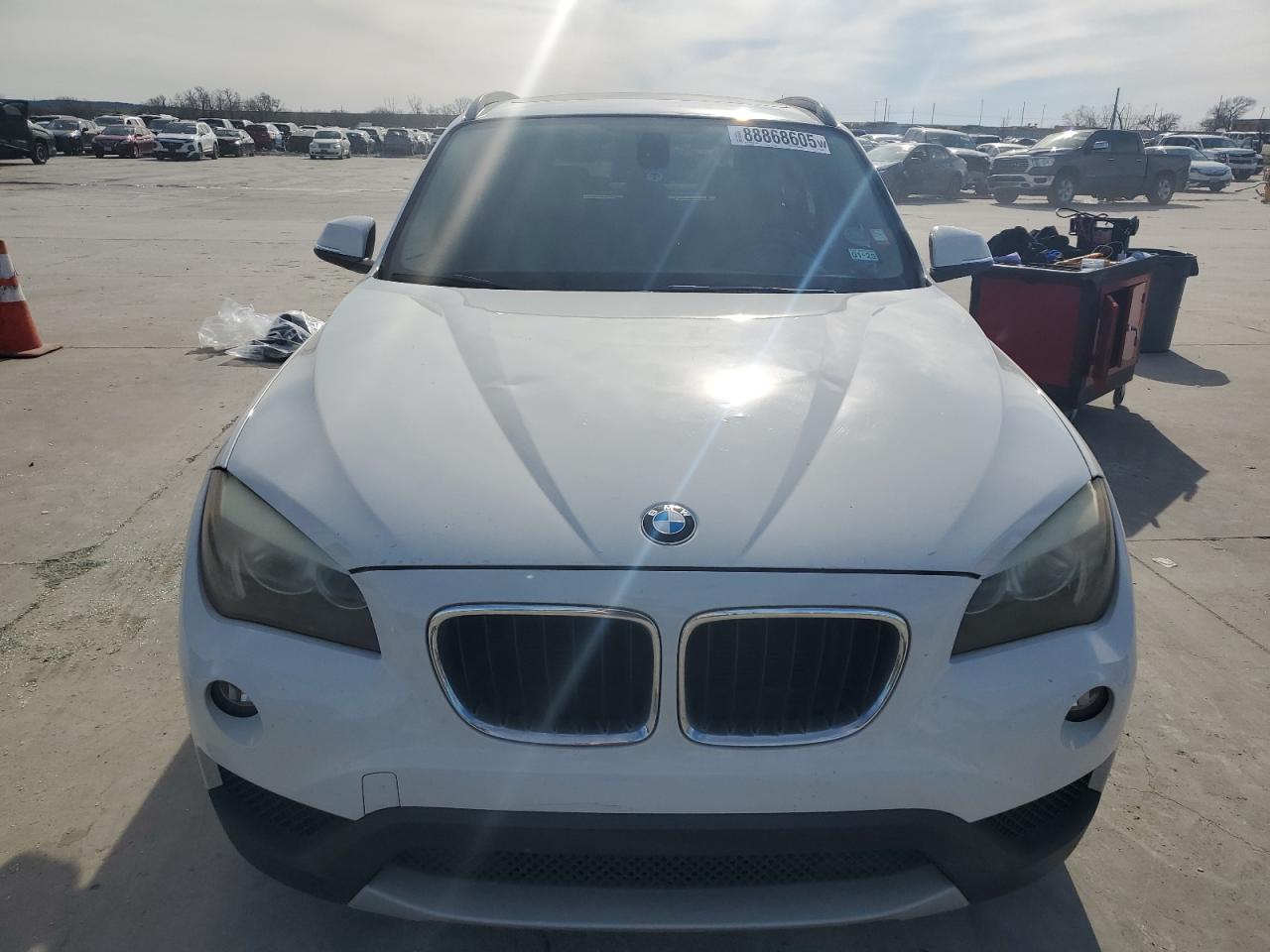 VIN WBAVM1C50DVW44224 2013 BMW X1 no.5