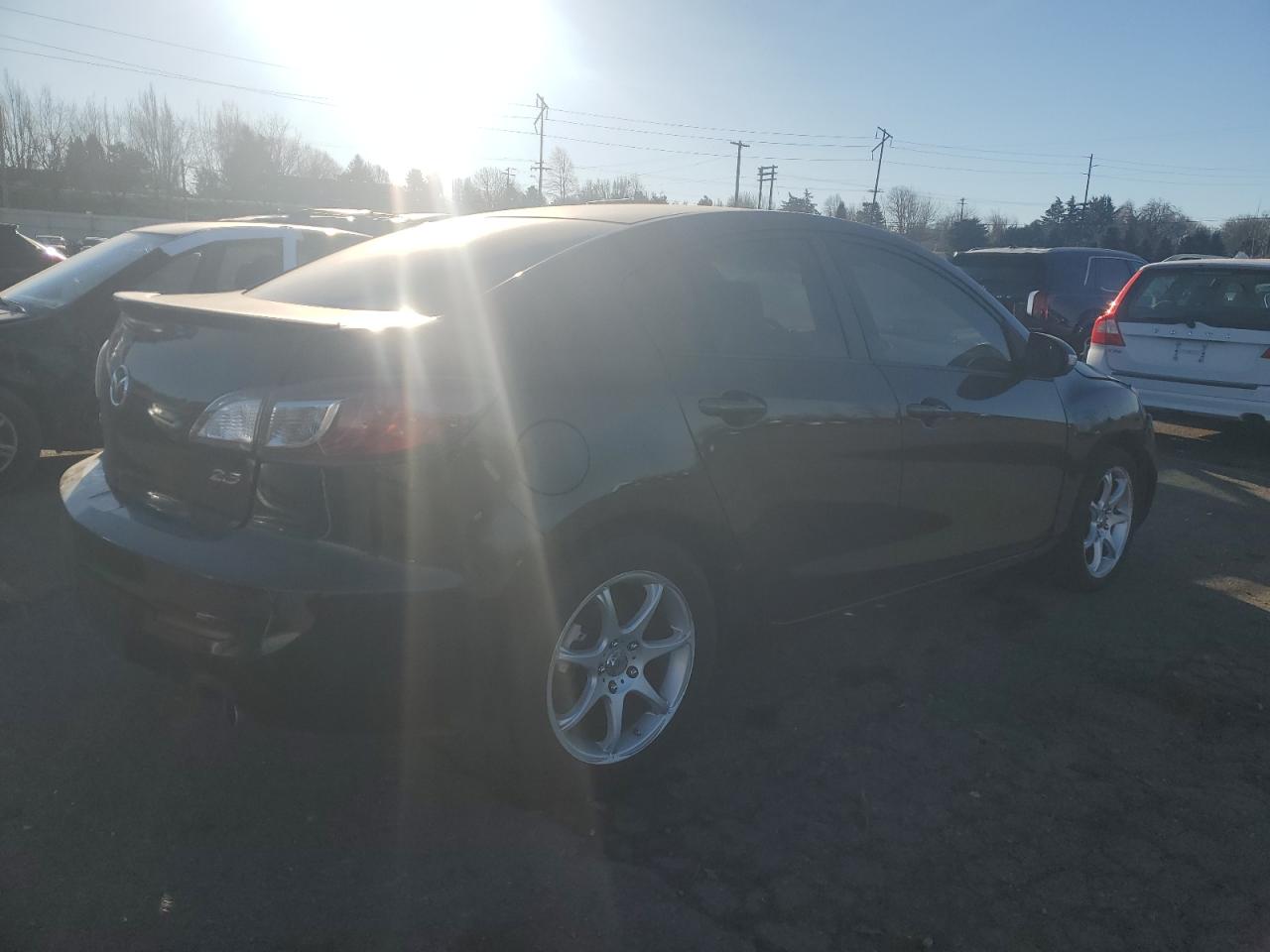 2010 Mazda 3 - Image 3