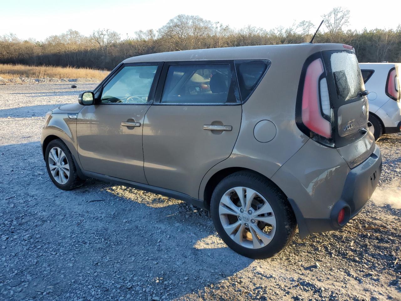 VIN KNDJP3A5XE7034974 2014 KIA SOUL no.2