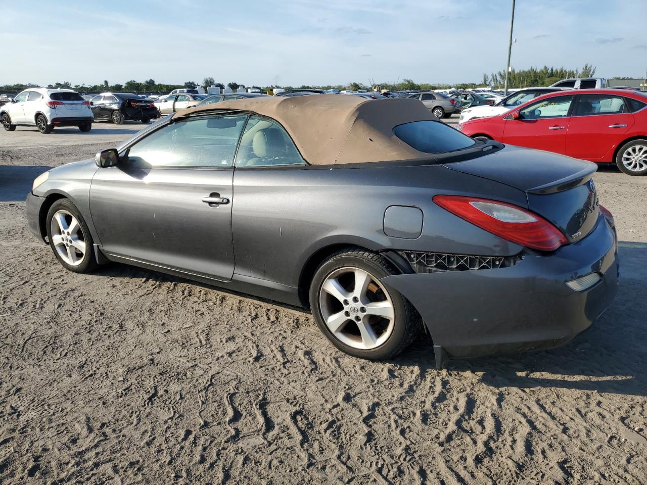 2008 Toyota Camry Solara - Image 2