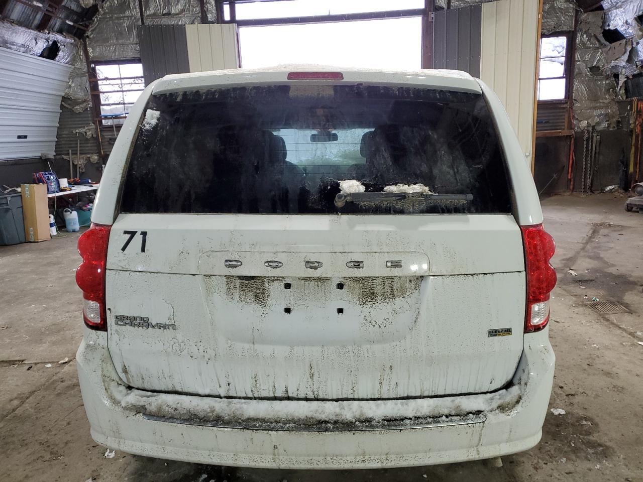 2019 Dodge Caravan - Image 6