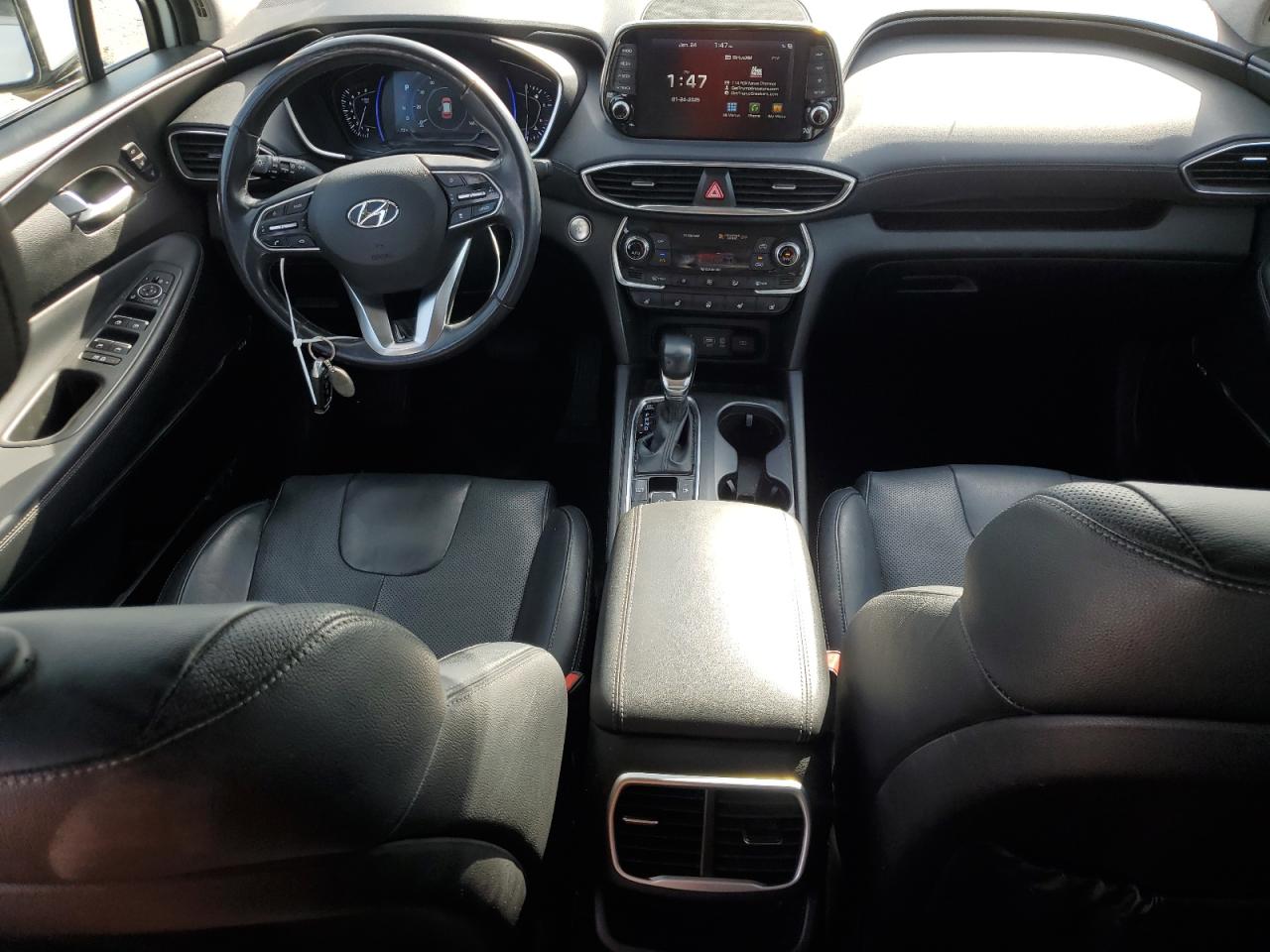 2019 Hyundai Santa Fe - Image 8