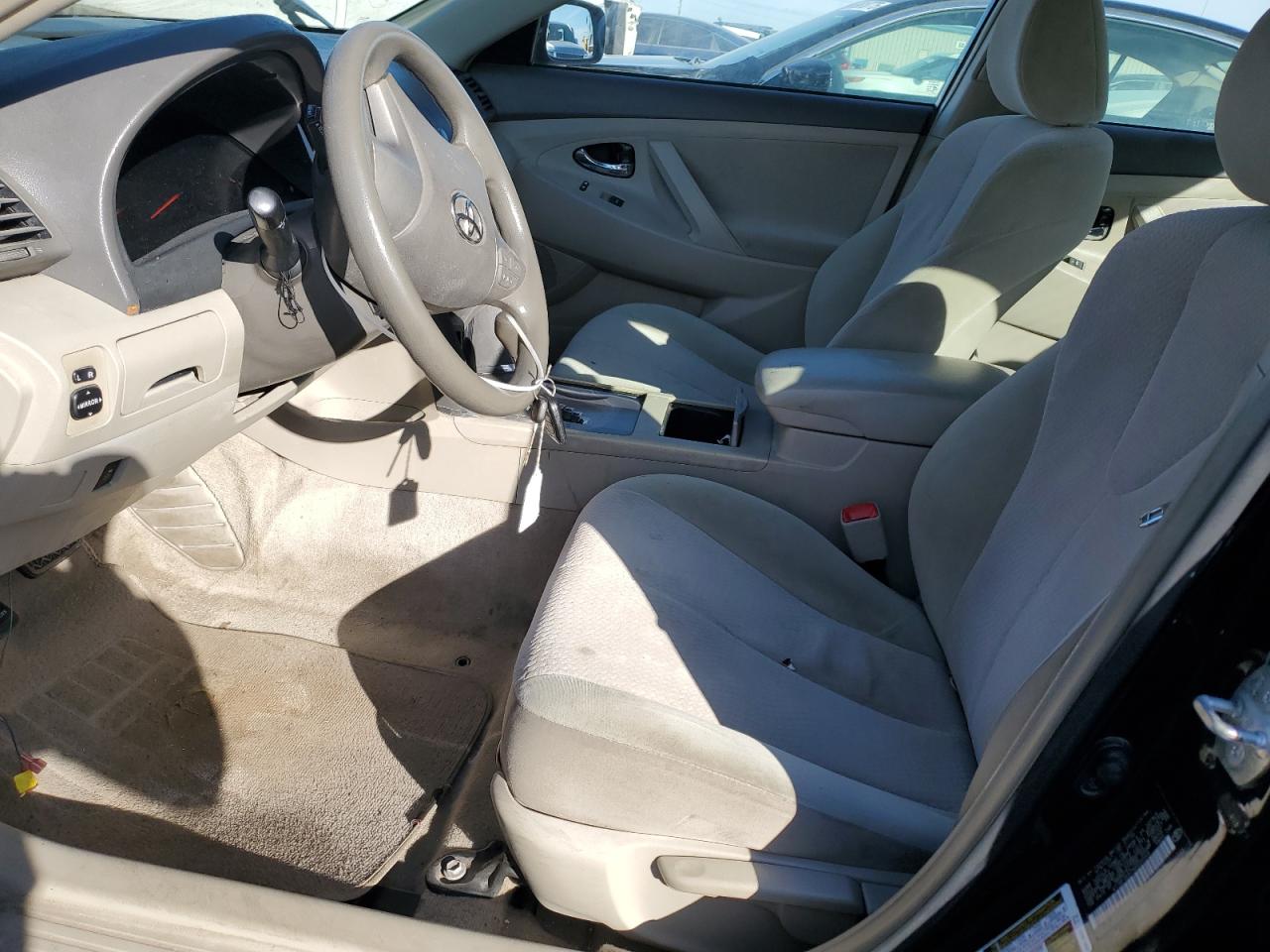 2010 Toyota Camry - Image 7