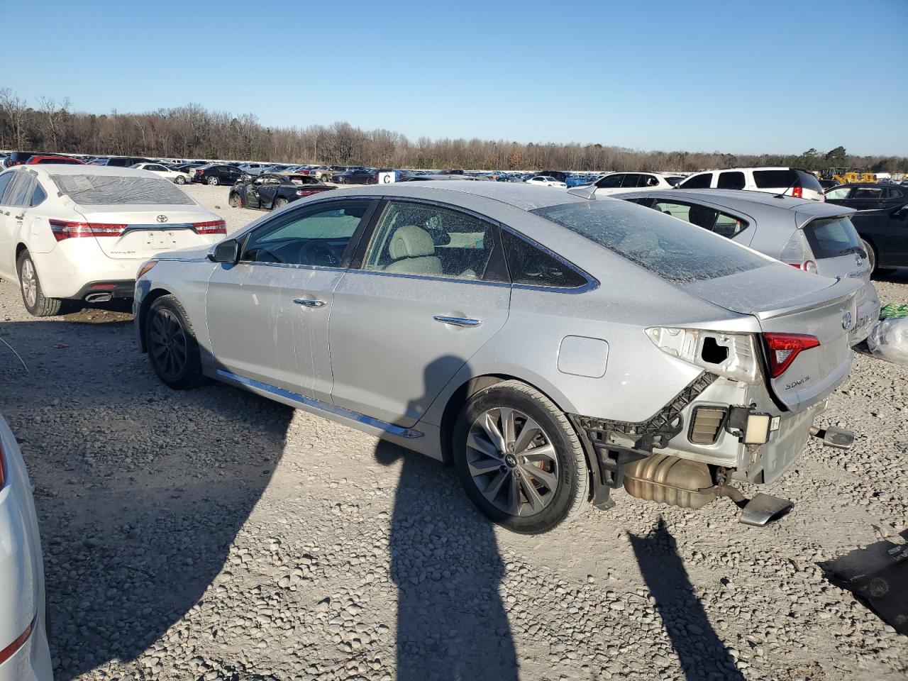 2015 Hyundai Sonata - Image 2