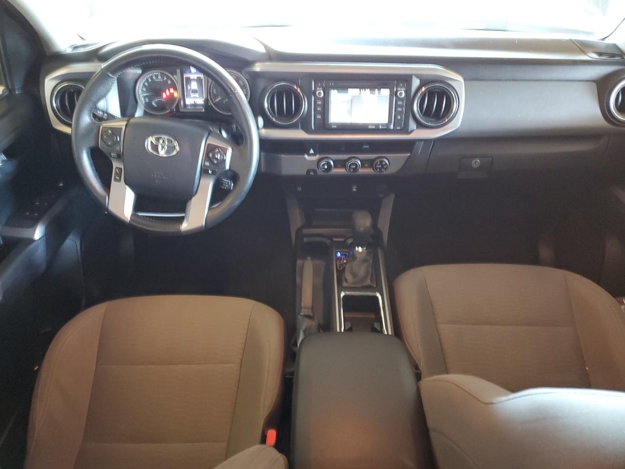 2016 Toyota Tacoma - Image 8