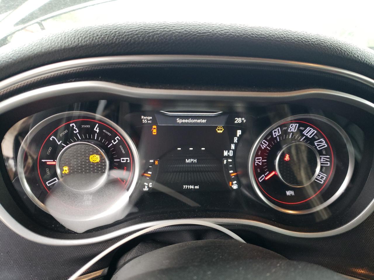 2016 Dodge Challenger - Image 10