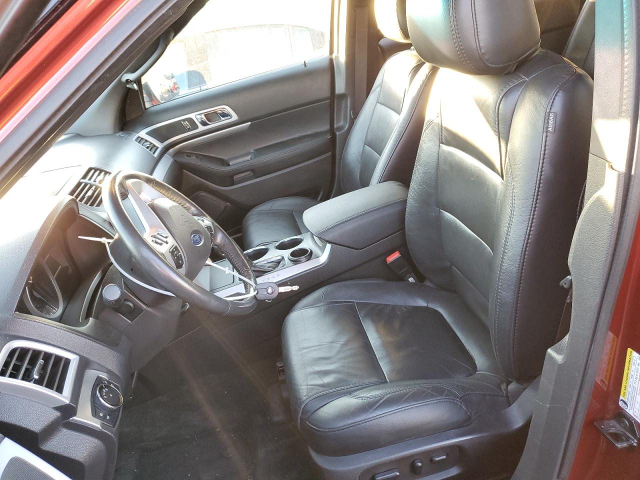 2014 Ford Explorer - Image 7