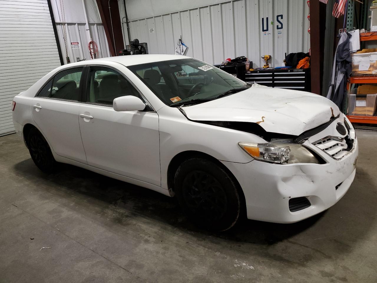 2011 Toyota Camry - Image 4