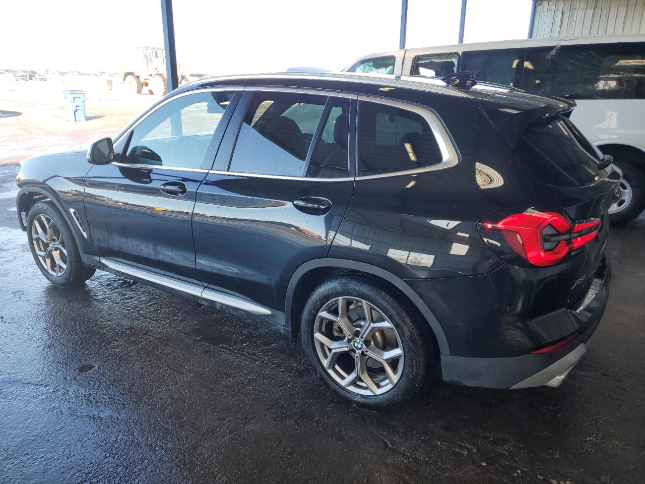 2024 BMW X3 - Image 2