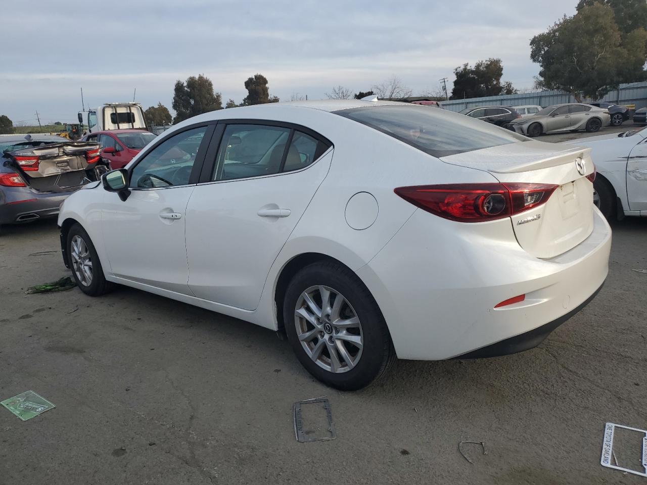 2015 Mazda 3 - Image 2
