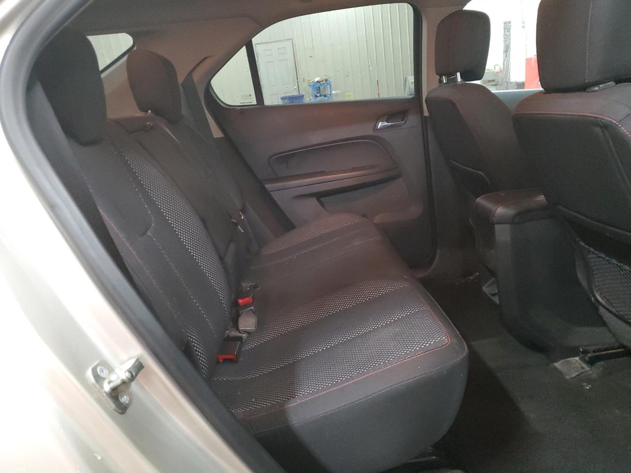 2015 Chevrolet Equinox - Image 11