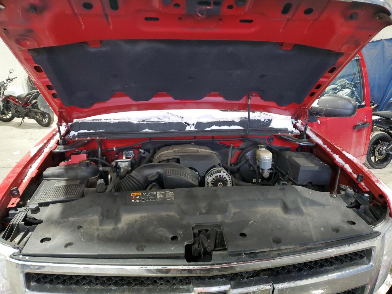 2011 Chevrolet Silverado - Image 11