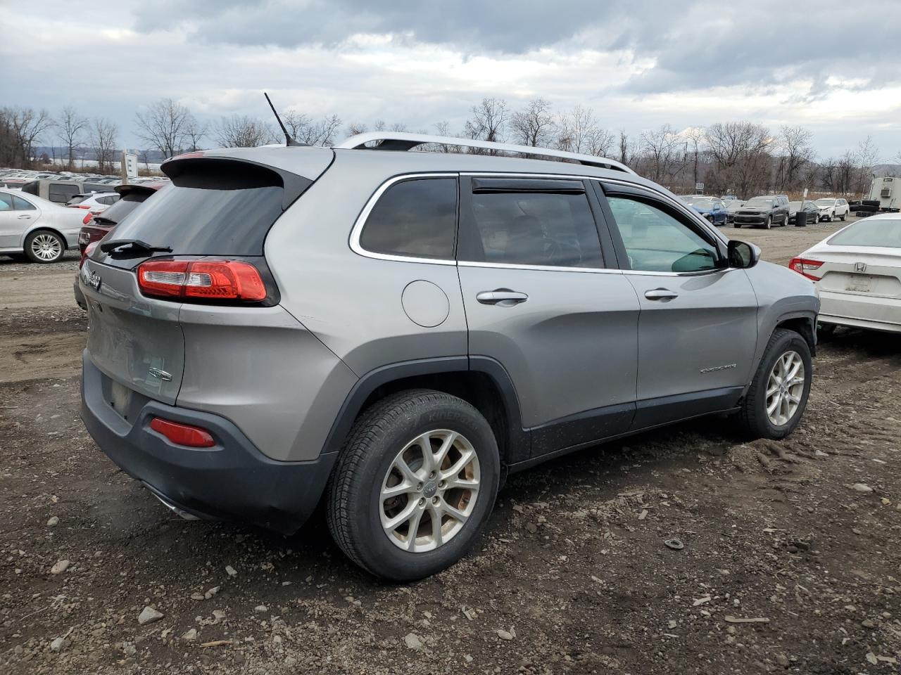 2015 Jeep Grand Cherokee - Image 3