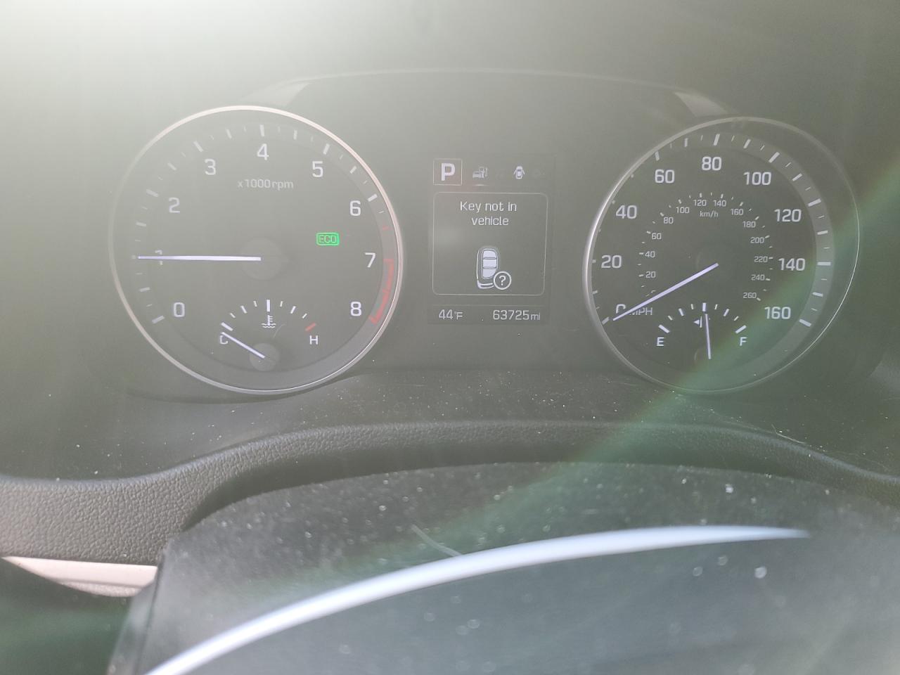 2018 Hyundai Elantra - Image 9