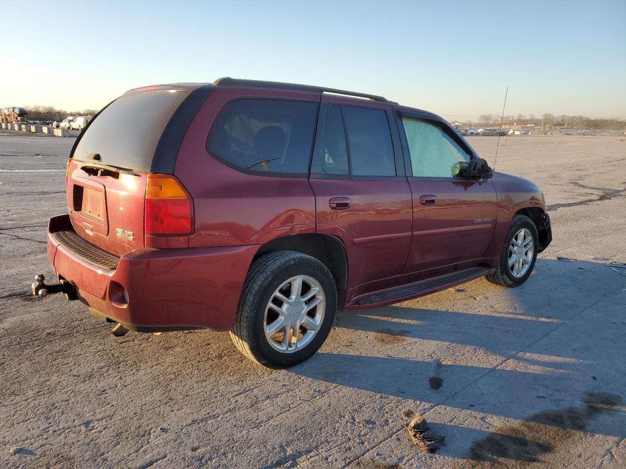 2007 GMC Envoy - Image 3