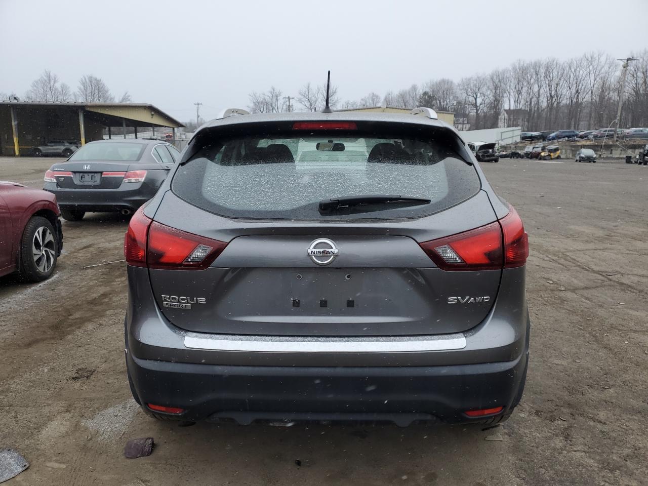 2018 Nissan Rogue - Image 6