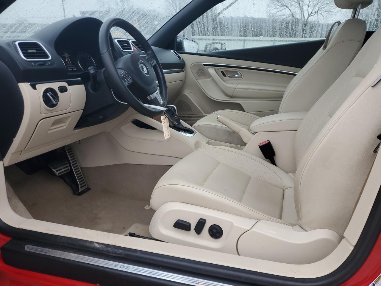2014 Volkswagen Eos - Image 7