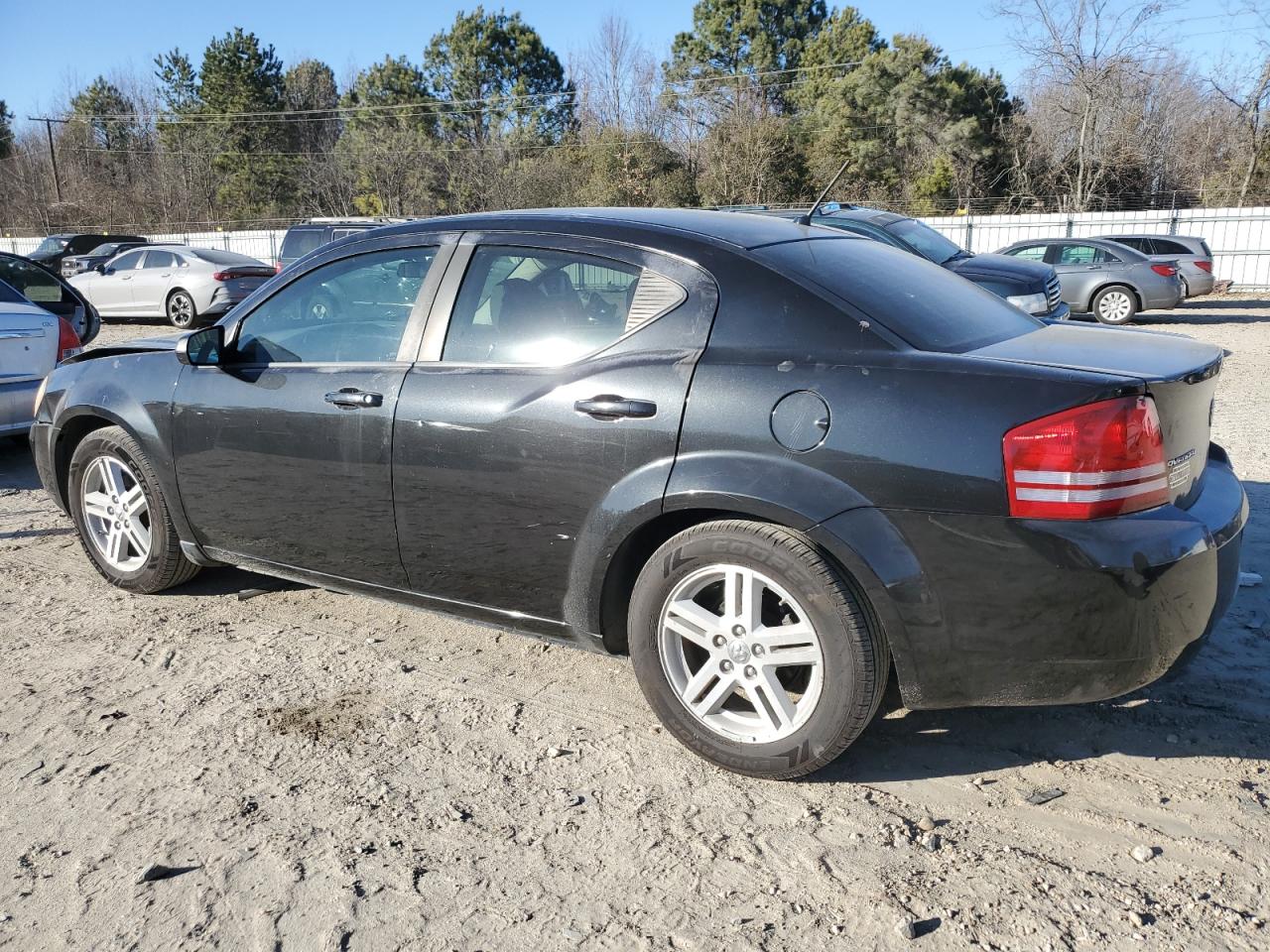 2008 Dodge Avenger - Image 2