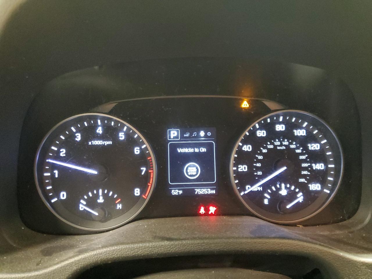 2018 Hyundai Elantra - Image 9
