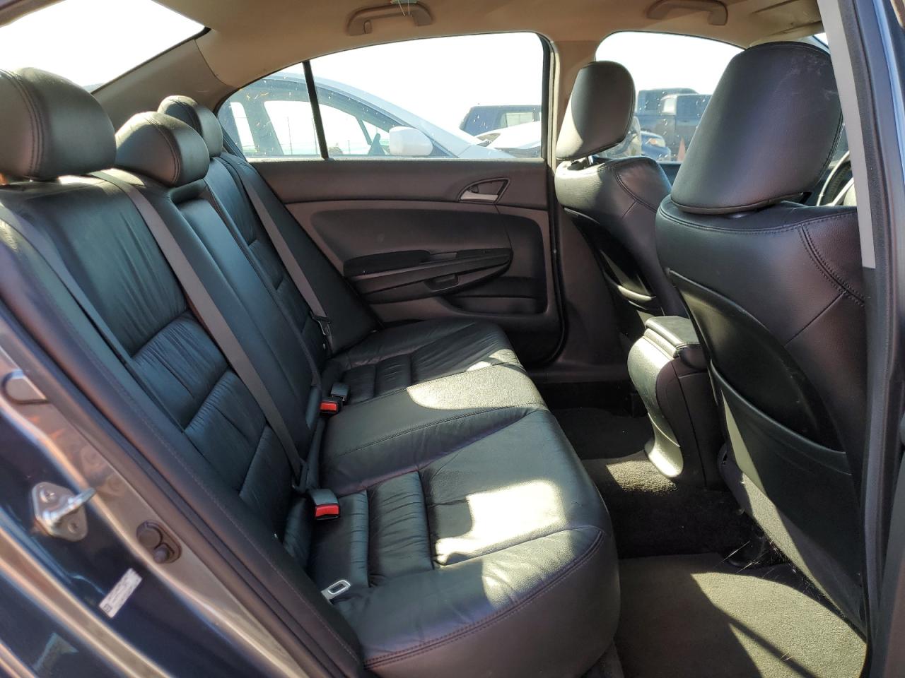 2012 Honda Accord - Image 10