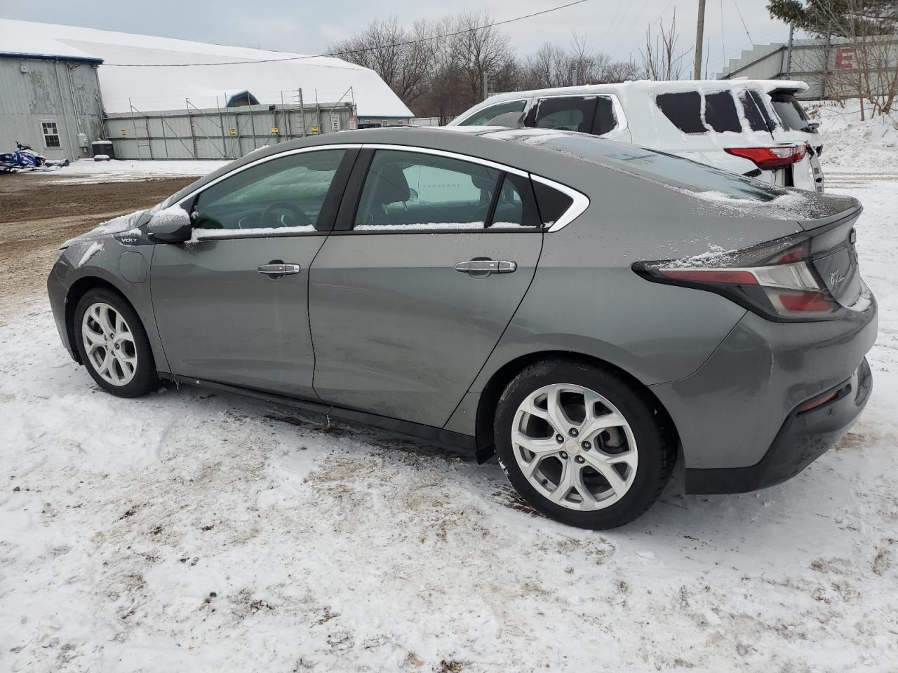 2016 Chevrolet Volt - Image 2
