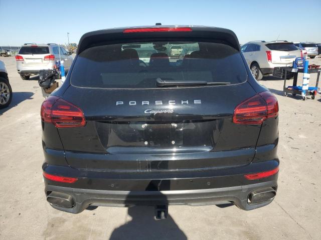  PORSCHE CAYENNE 2016 Черный