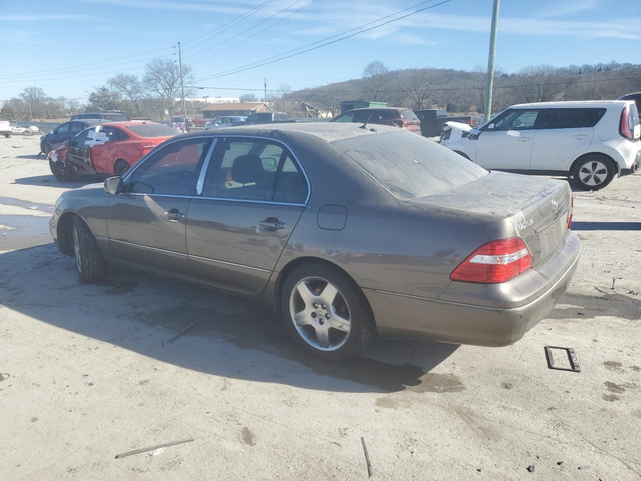 2005 Lexus LS - Image 2