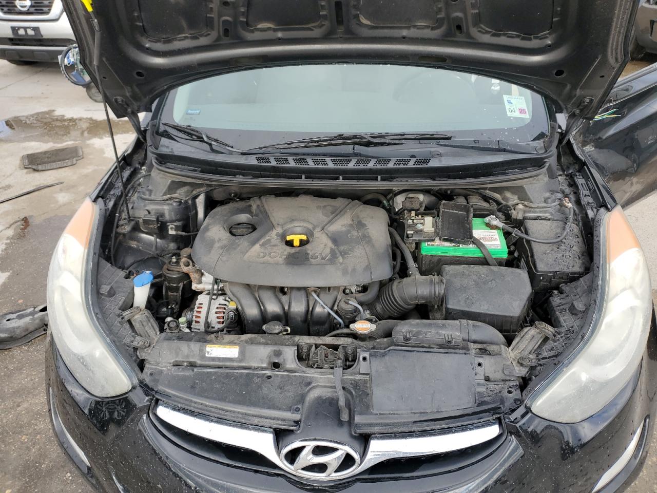 2013 Hyundai Elantra - Image 12