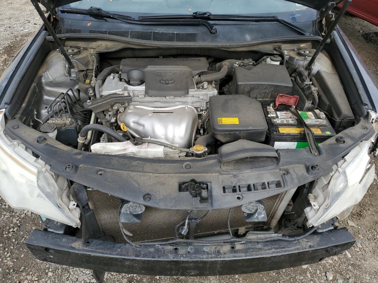 2012 Toyota Camry - Image 13