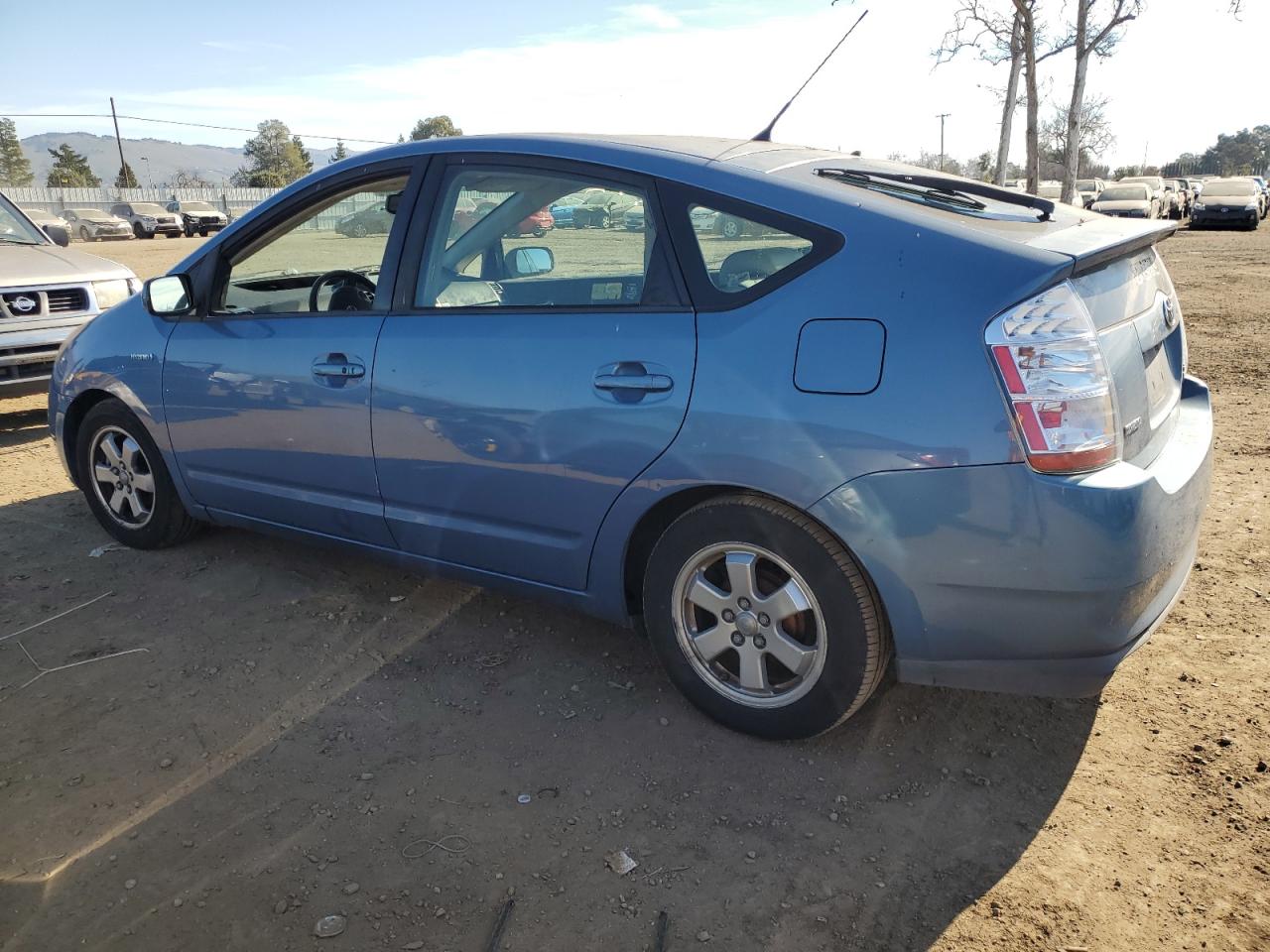 2007 Toyota Prius - Image 2