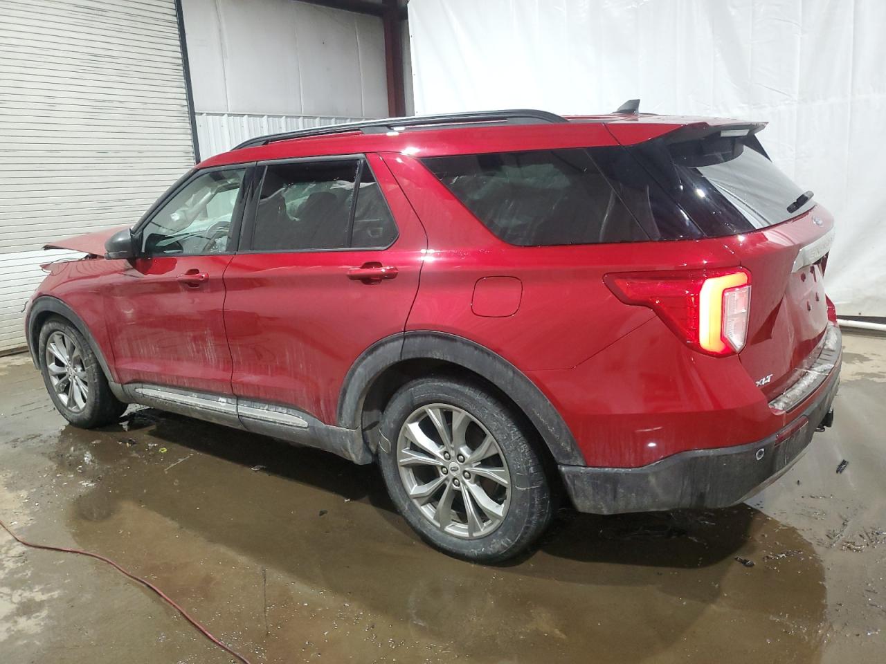 2023 Ford Explorer - Image 2