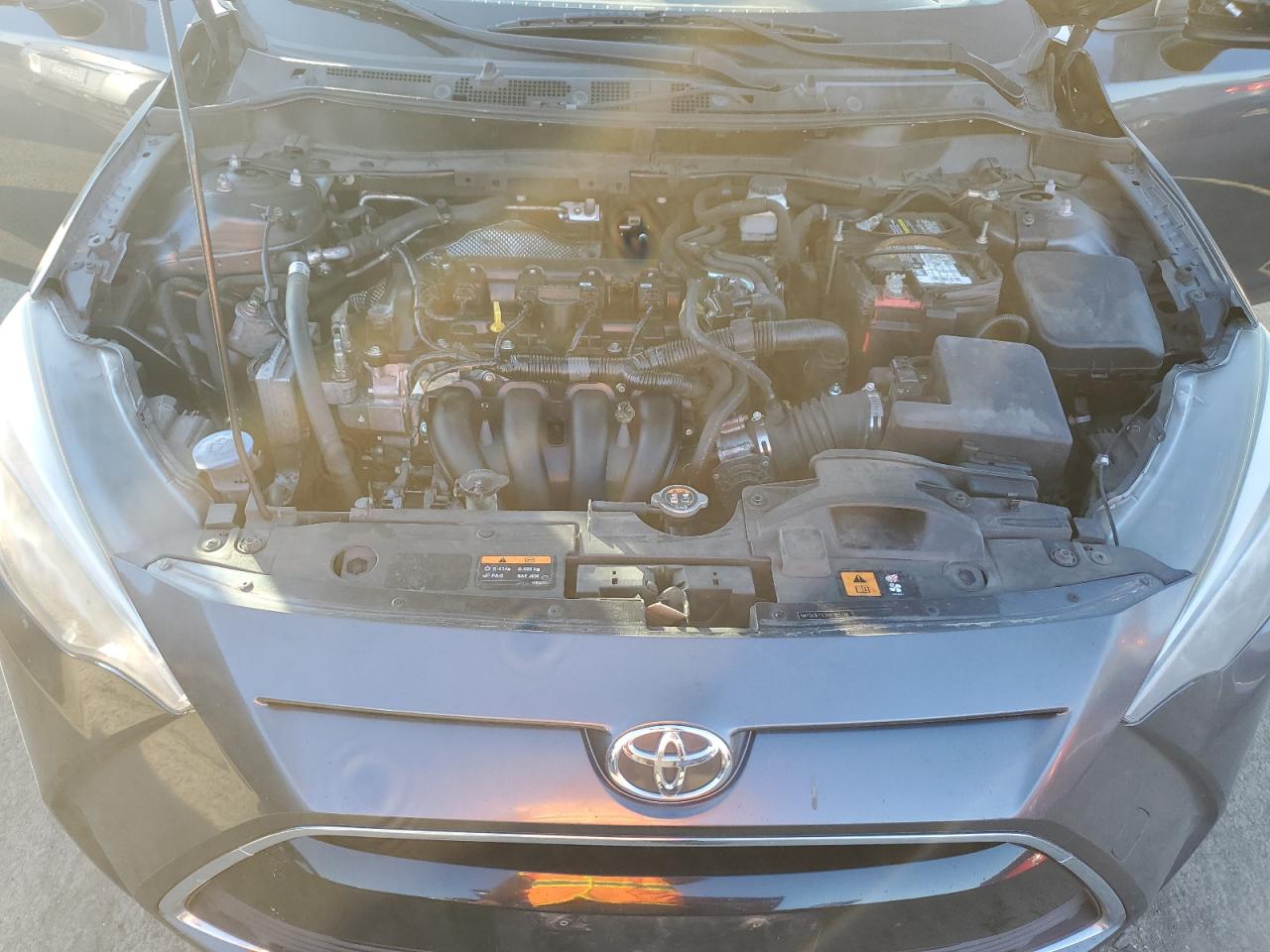 2017 Toyota Yaris - Image 11