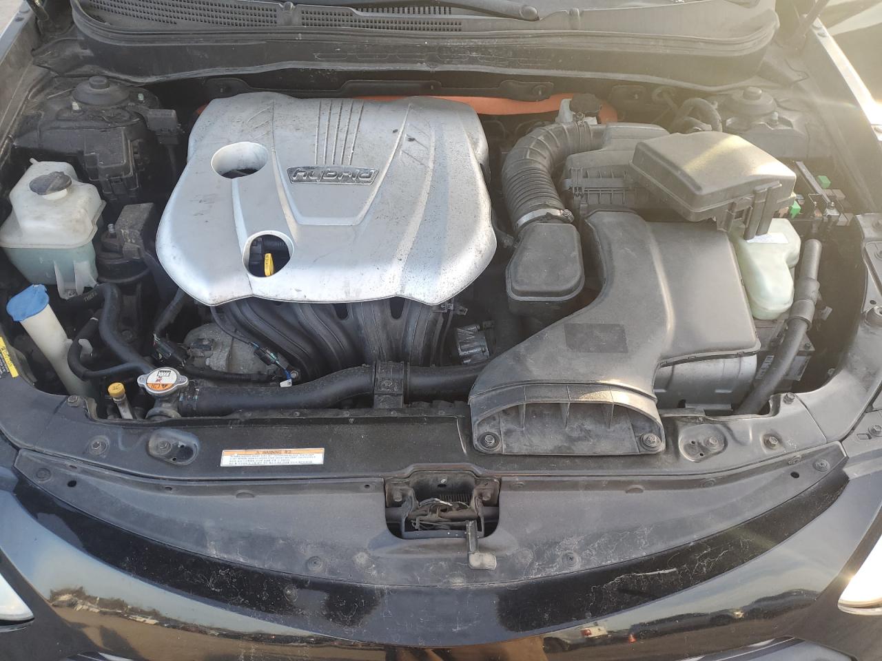 2012 Hyundai Sonata - Image 11