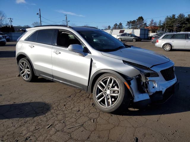  CADILLAC XT4 2019 Серебристый