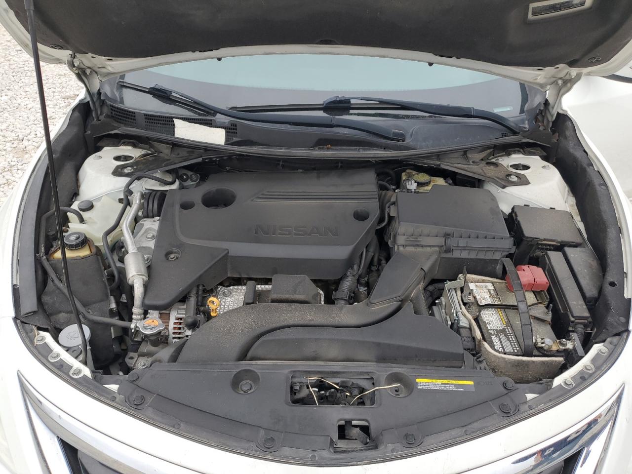 2015 Nissan Altima - Image 11
