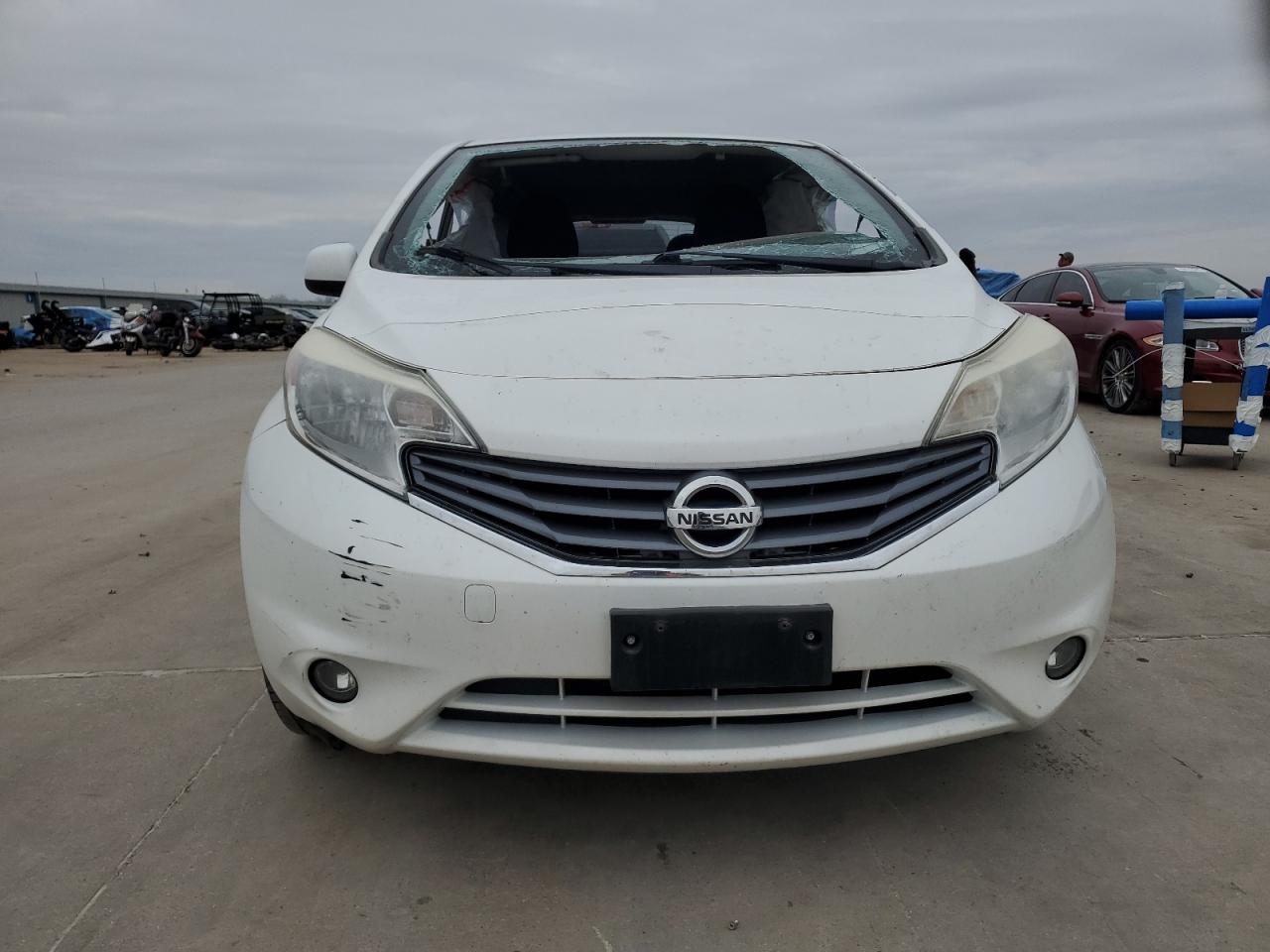 2014 Nissan Versa - Image 5