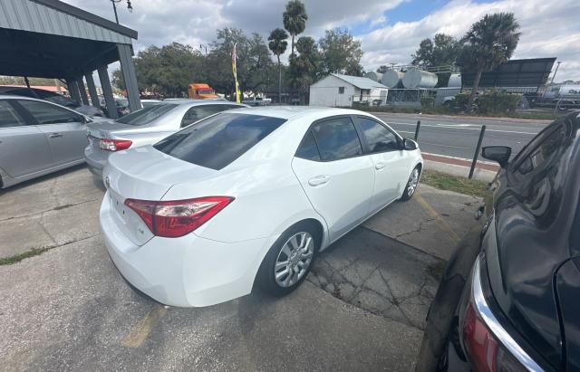 Sedans TOYOTA COROLLA 2017 White