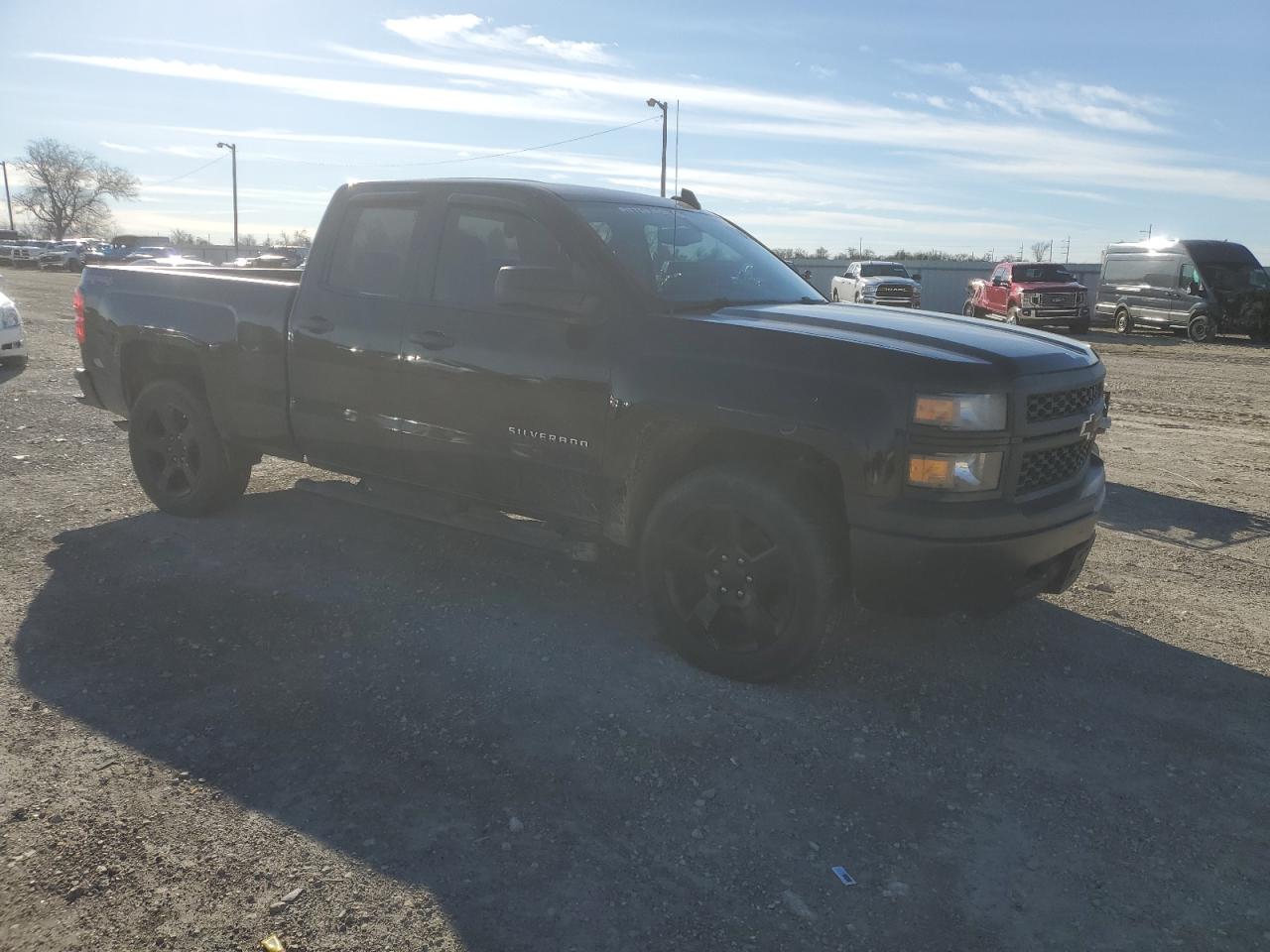 2015 Chevrolet Silverado - Image 4