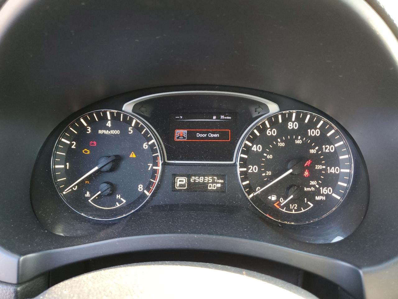 2015 Nissan Altima - Image 9